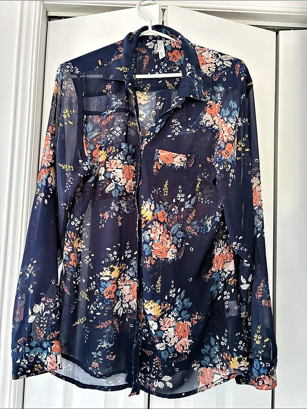 Pink Rose Floral Button Down Blouse Blue & Pink XL